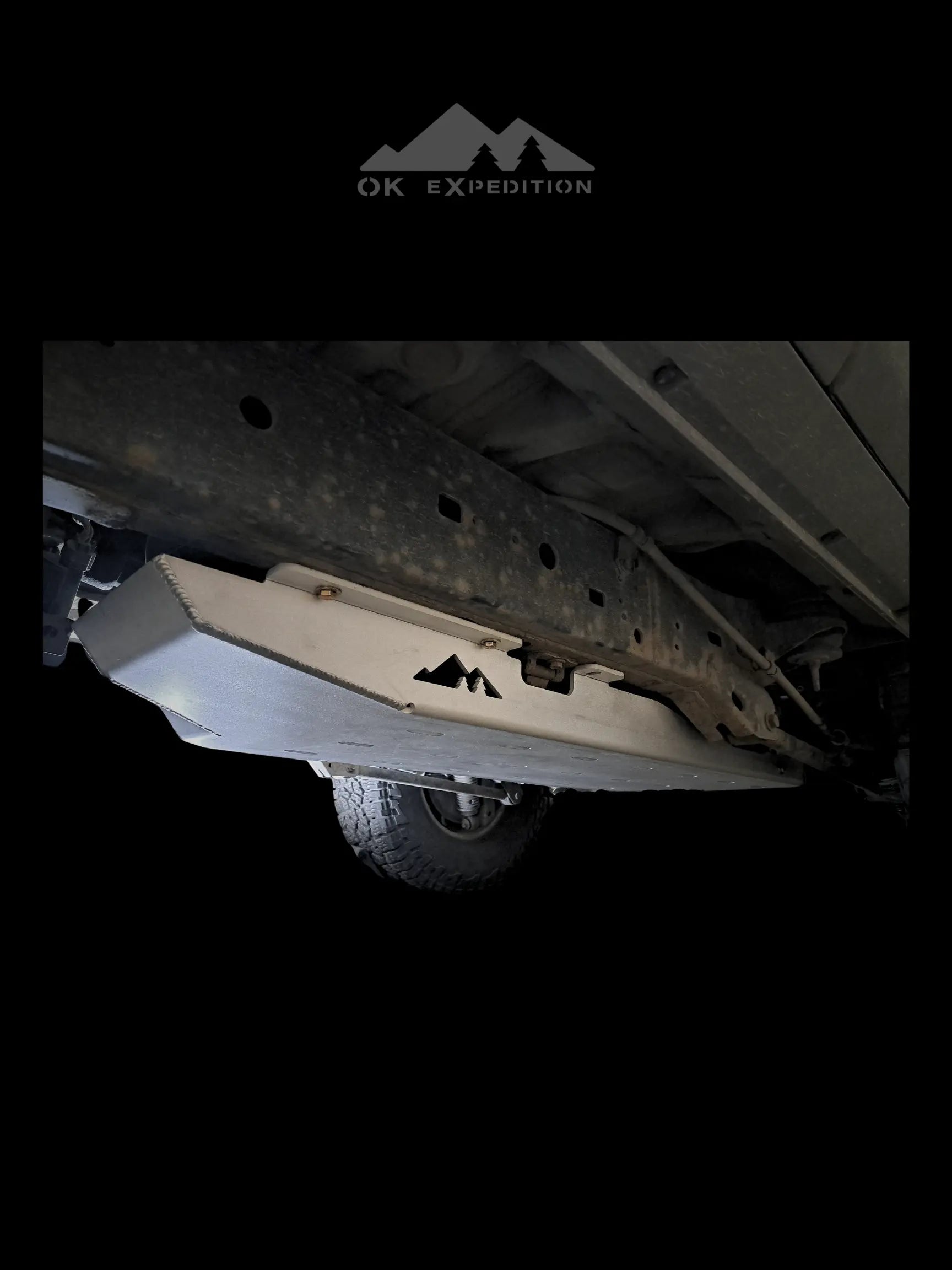 '03-'09 GX470 Gas Tank Skid Plate OK EXPEDITION